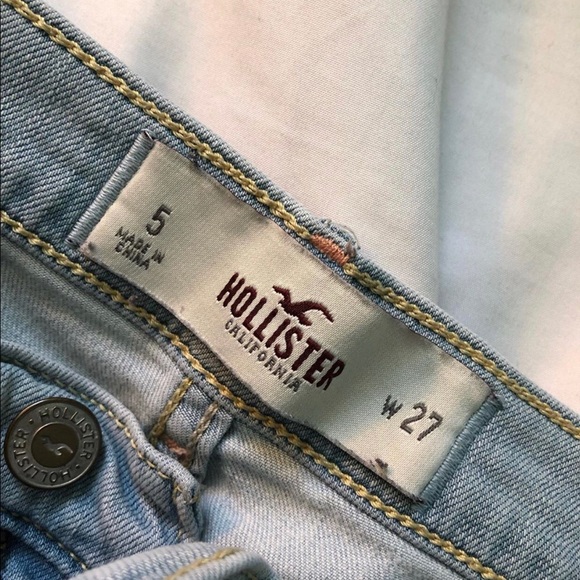 Hollister Jean Shorts - Picture 3 of 4